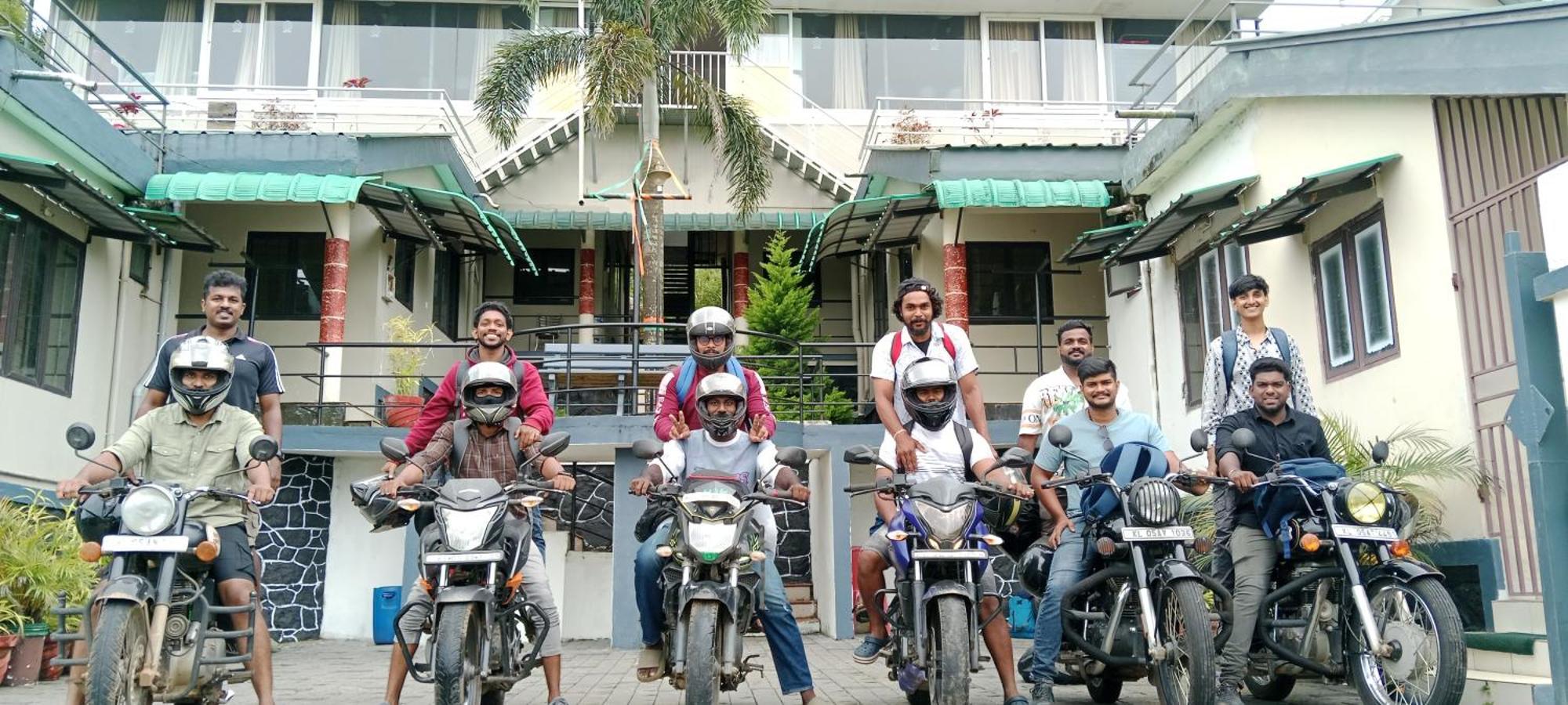 Vagamon Lake Palace Albergue Exterior foto